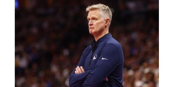 Glavni trener Golden State Warriorsa Steve Kerr možda napušta momčad Glavni trener Golden State Warriorsa Steve Kerr možda napušta momčad